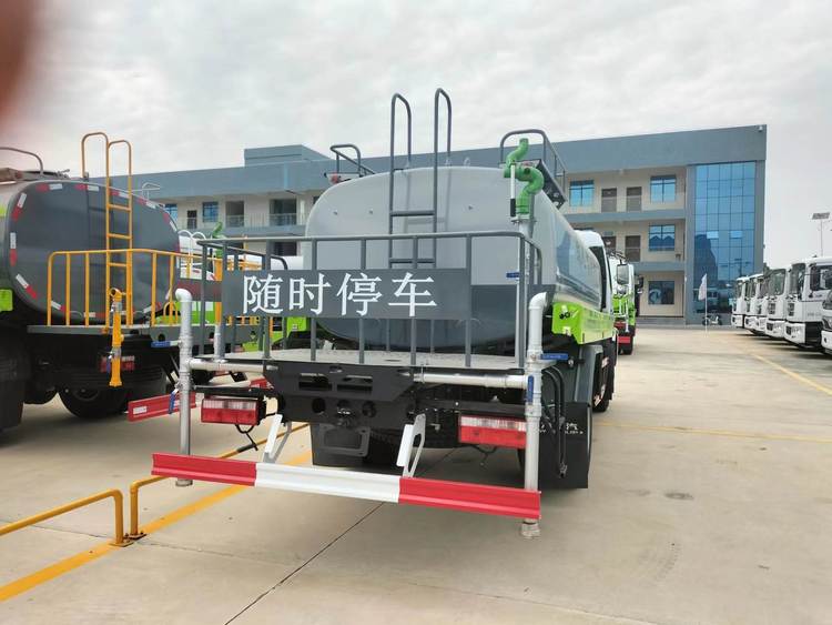 喷洒车东风洒水车4方洒水车喷洒车绿化养护约6.60万元(12) 喷洒车东风洒水车4方洒水车喷洒车绿化养护约6.60万元(12)