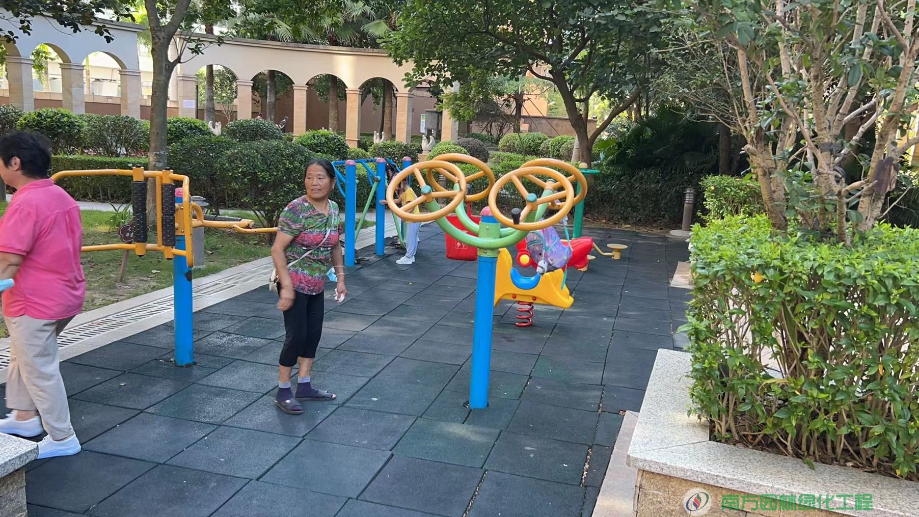 深圳深圳市龙华区民治街道北站社区居委会民治街道金亨利首府园林绿化与养护